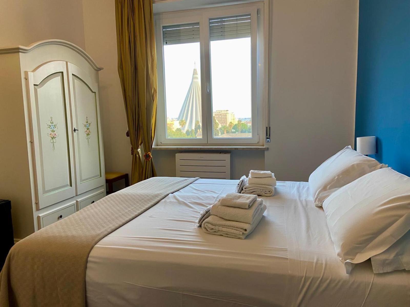 Panoramic Rooms *